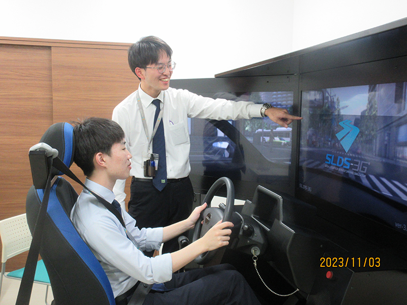 運転シミュレーター